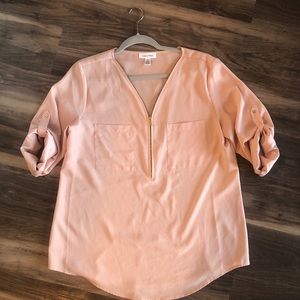 Women’s Calvin Klein shirt